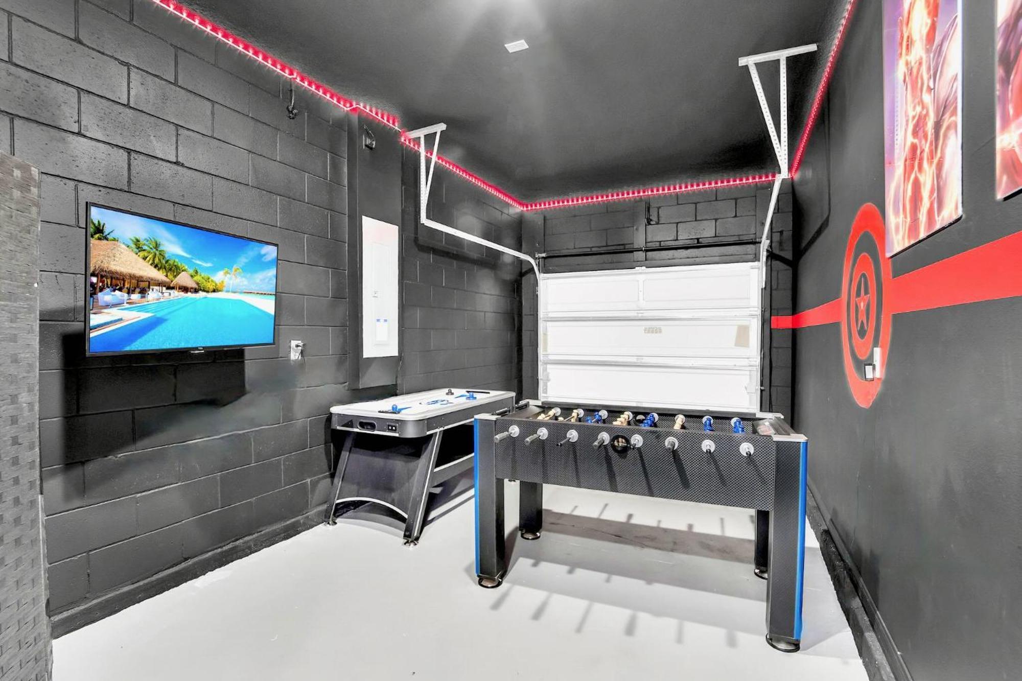 Stunning Rare Lake Front 7Br Holiday Home - Sleeps 14 - Pool, Hot Tub, & Games! オーランド エクステリア 写真